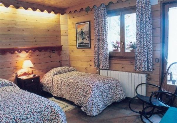 Niu Dels Falcons Bed & Breakfast La Molina  Room photo
